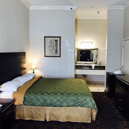 Castaic Inn Six Flags Valencia Экстерьер фото