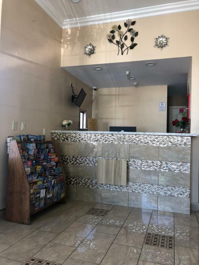 Castaic Inn Six Flags Valencia Экстерьер фото